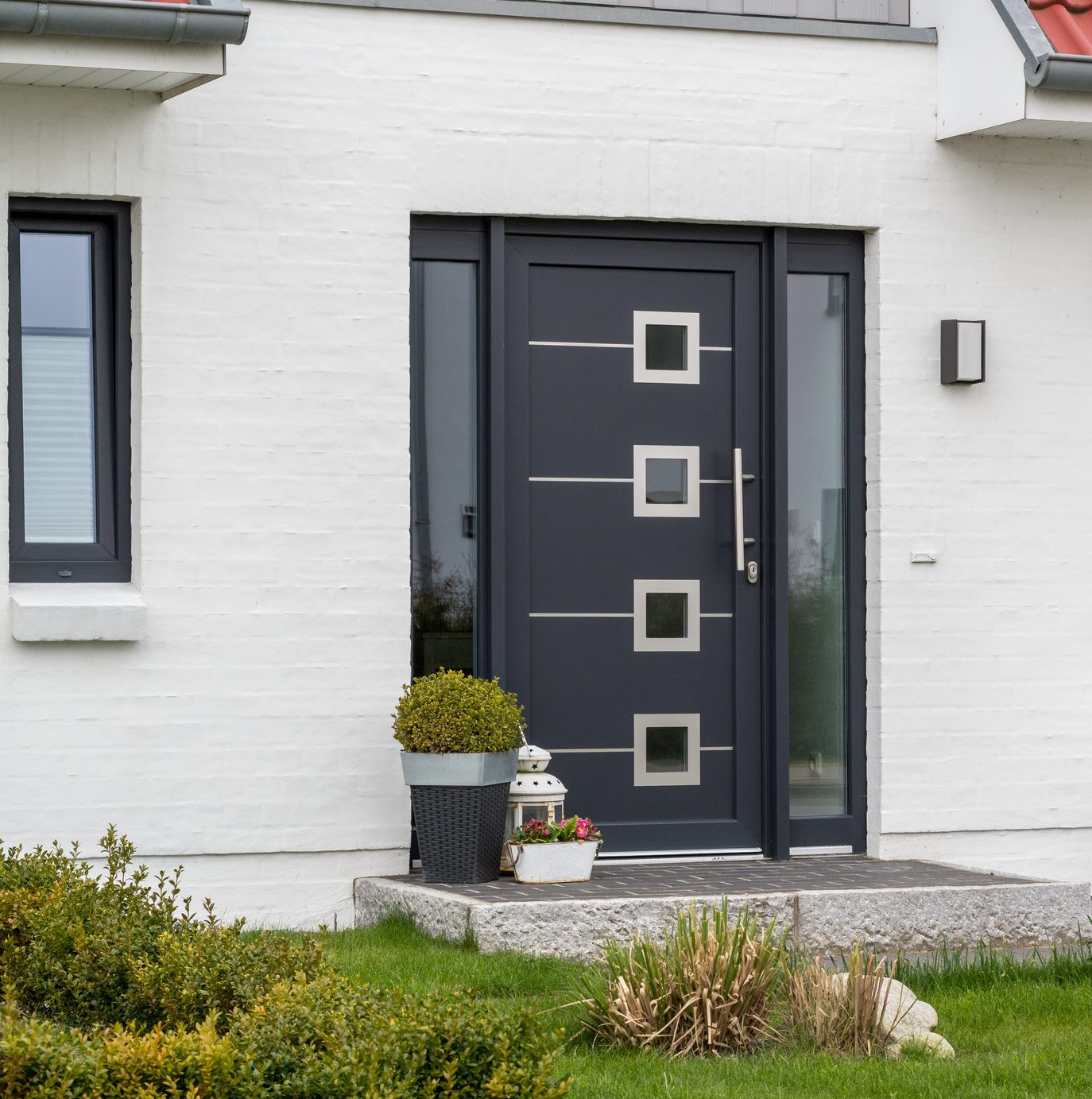 Haustür mit Alu-Schale