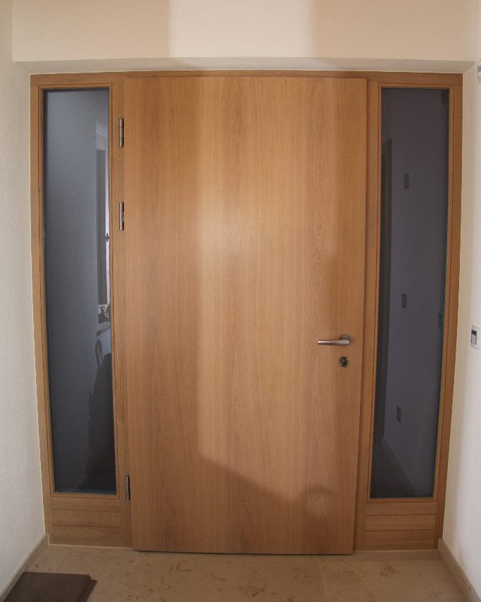 Wohnungseingangstür